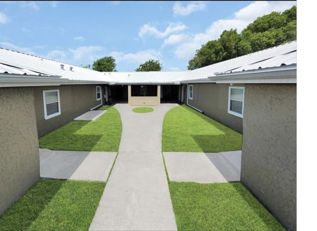 1102 Ann 1, Pasadena, TX 77506