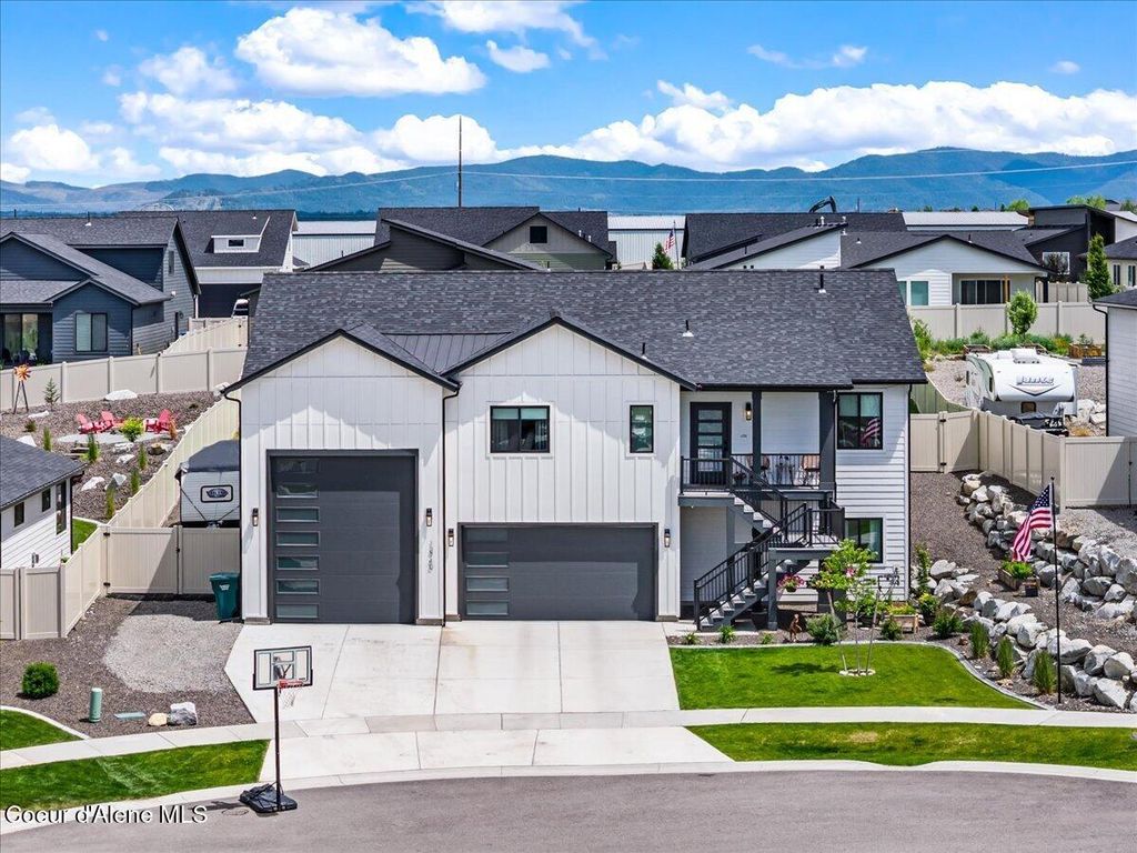 13740 N Ramore CT, Rathdrum, ID 83858
