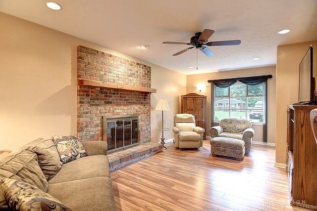 7819 Lyn Drive, Franklin, OH 45005