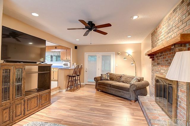 7819 Lyn Drive, Franklin, OH 45005