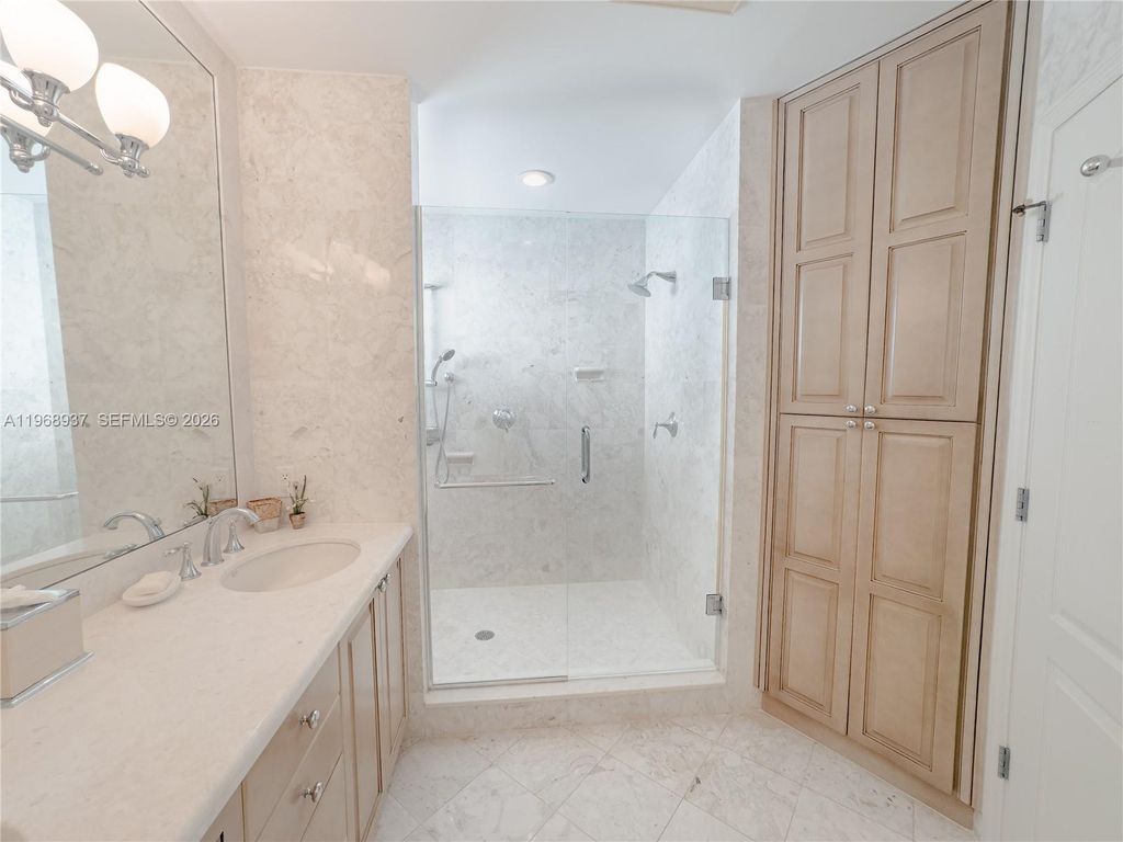 Image 25 of property listing at 9350 SW 120th St, Miami, FL 33176