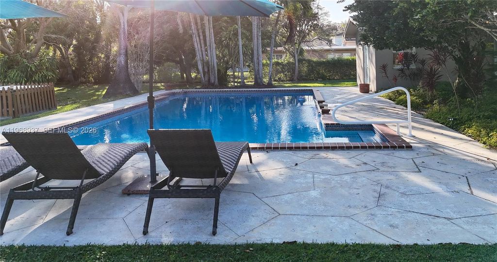 Image 37 of property listing at 9350 SW 120th St, Miami, FL 33176