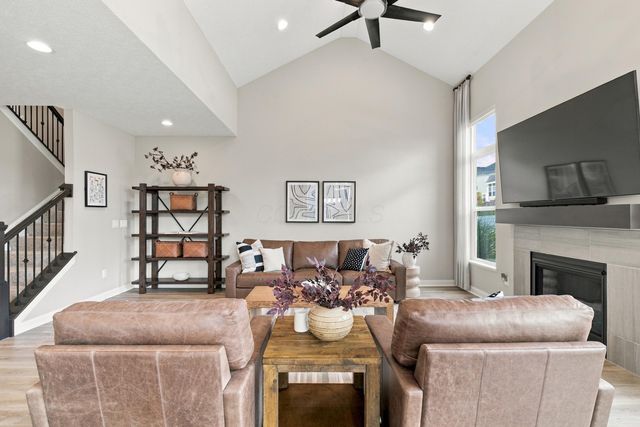 9144 Coe Drive, Plain City, OH 43064