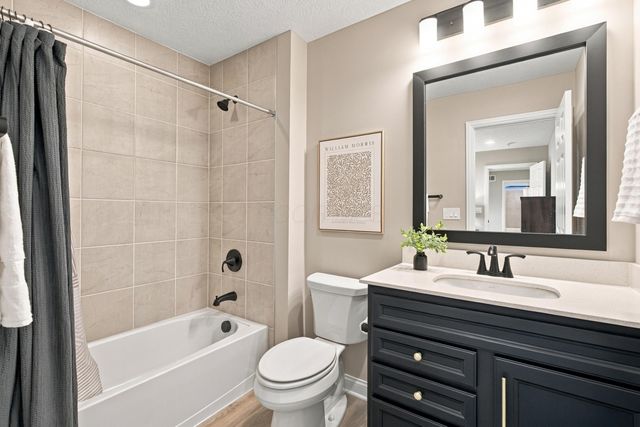 9144 Coe Drive, Plain City, OH 43064