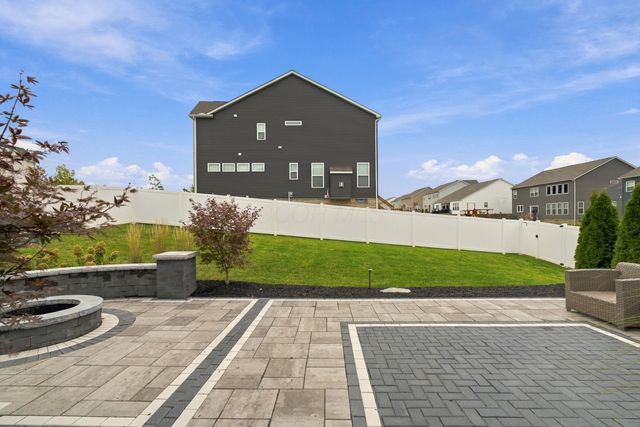 9144 Coe Drive, Plain City, OH 43064