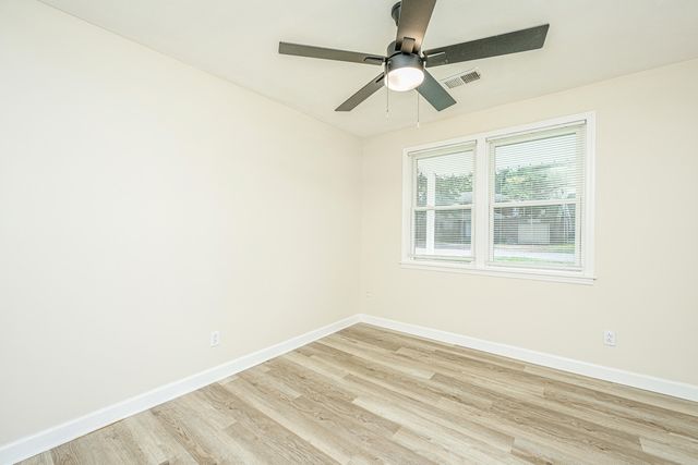 5056 Rockingham Street, North Charleston, SC 29406