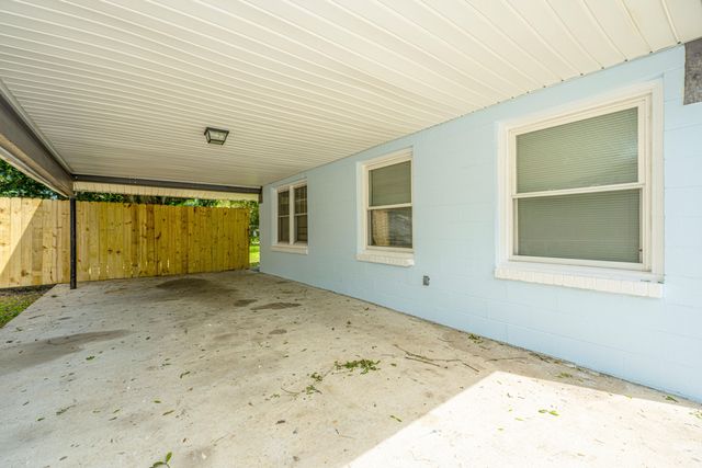 5056 Rockingham Street, North Charleston, SC 29406