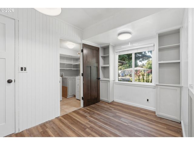 365 BOONE Rd Se, Salem, OR 97306