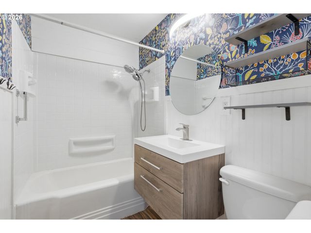 365 BOONE Rd Se, Salem, OR 97306