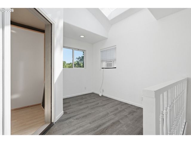 365 BOONE Rd Se, Salem, OR 97306