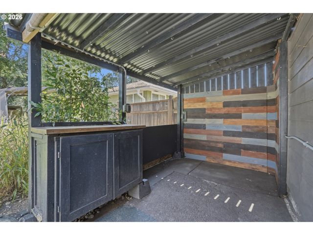 365 BOONE Rd Se, Salem, OR 97306