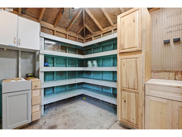 365 BOONE Rd Se, Salem, OR 97306