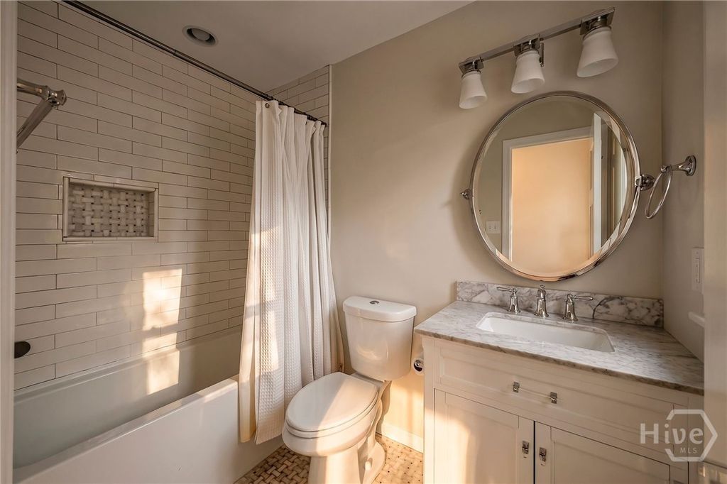 Image 36 of property listing at 614 Suncrest Boulevard, Savannah, GA 31410