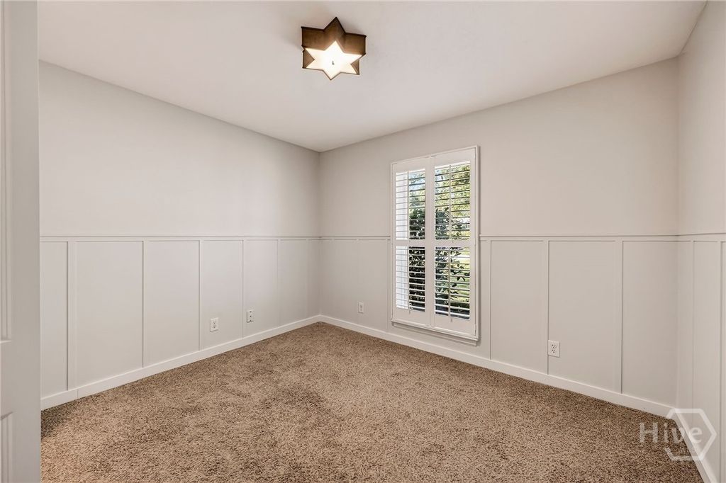 Image 48 of property listing at 614 Suncrest Boulevard, Savannah, GA 31410