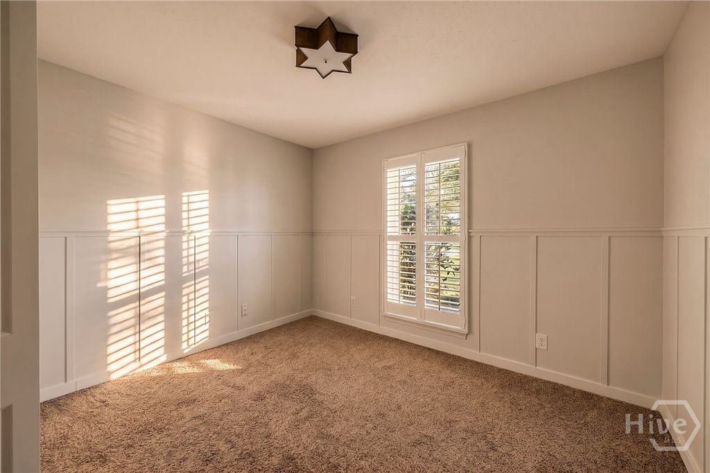 Image 49 of property listing at 614 Suncrest Boulevard, Savannah, GA 31410