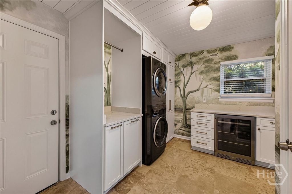 Image 51 of property listing at 614 Suncrest Boulevard, Savannah, GA 31410