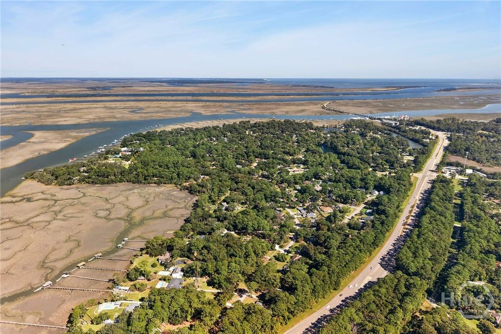 Image 70 of property listing at 614 Suncrest Boulevard, Savannah, GA 31410