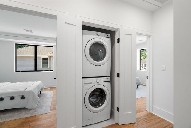 28 Keefe Ave 28, Newton, MA 02464