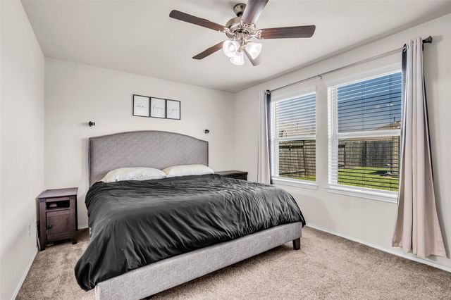 3910 Hybrid Court, Baytown, TX 77521