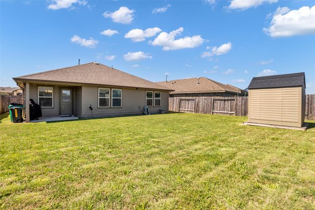 3910 Hybrid Court, Baytown, TX 77521