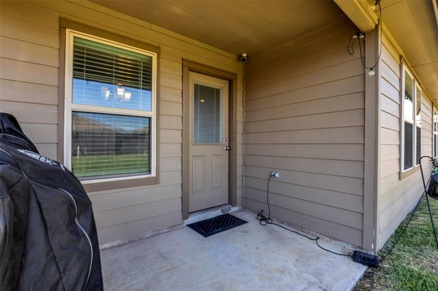 3910 Hybrid Court, Baytown, TX 77521