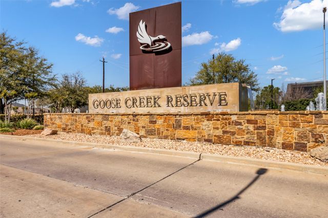 3910 Hybrid Court, Baytown, TX 77521