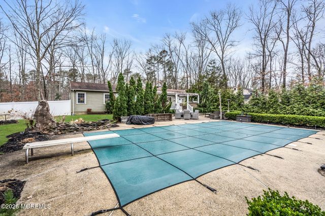 601 S Stump Tavern Road, Jackson, NJ 08527