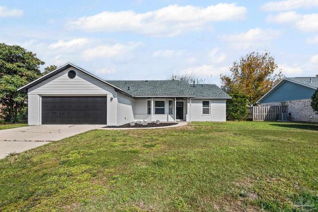 2028 Coral Creek Dr, Pensacola, FL 32506