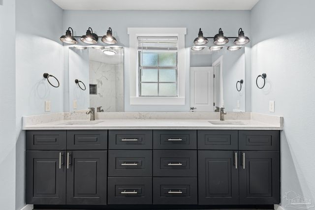 2028 Coral Creek Dr, Pensacola, FL 32506