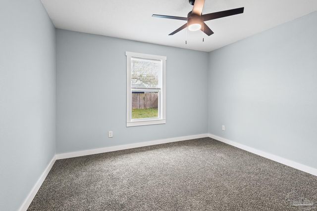 2028 Coral Creek Dr, Pensacola, FL 32506