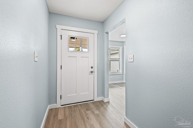 2028 Coral Creek Dr, Pensacola, FL 32506