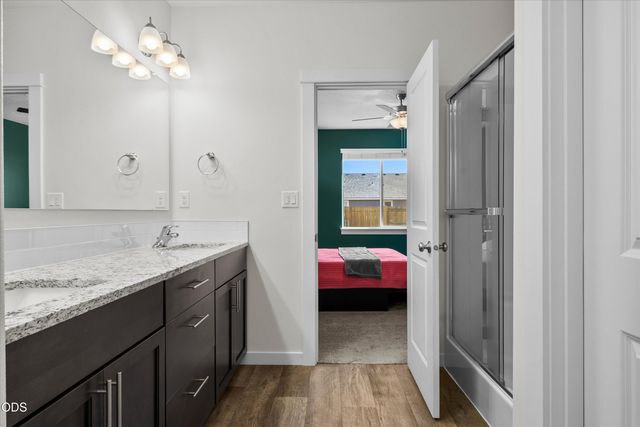 3350 NW 9th Lane, Redmond, OR 97756