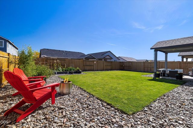 3350 NW 9th Lane, Redmond, OR 97756