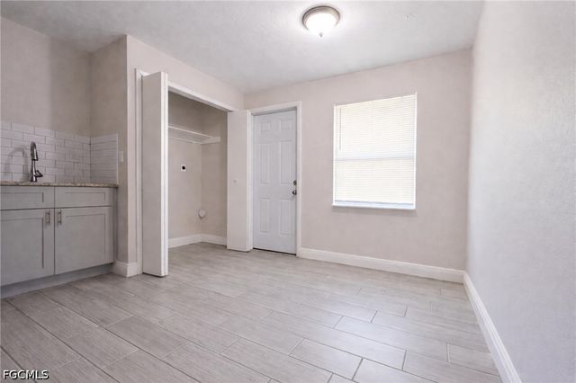 5451 11th AVE, Fort Myers, FL 33907