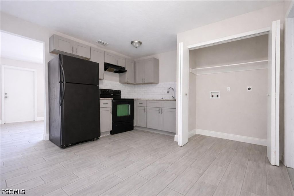 5451 11th AVE, Fort Myers, FL 33907