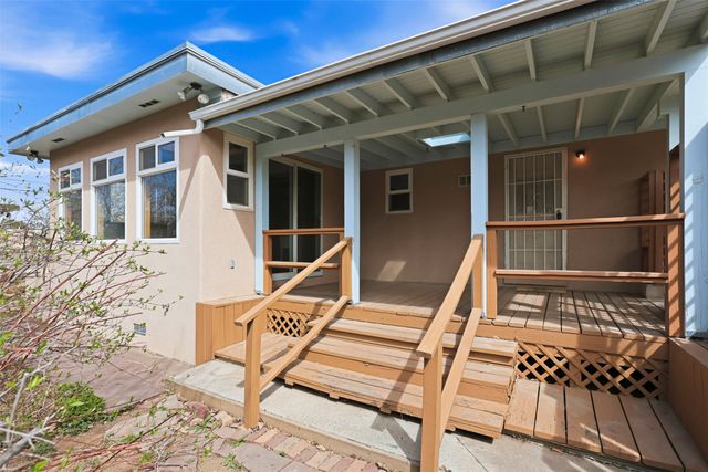 1026 Galisteo Street, Santa Fe, NM 87505