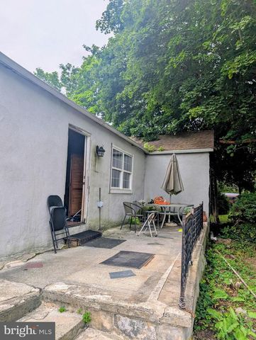 3200 BUTCHERS LN, Norristown, PA 19401