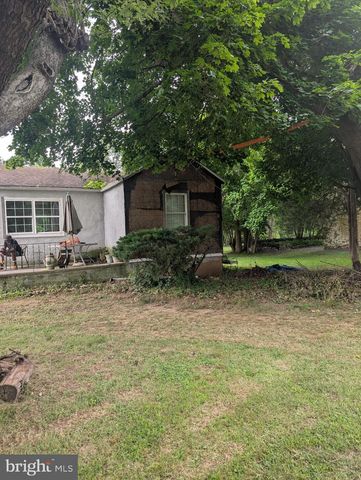 3200 BUTCHERS LN, Norristown, PA 19401