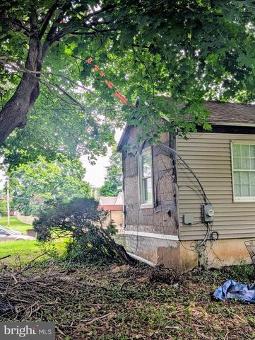 3200 BUTCHERS LN, Norristown, PA 19401