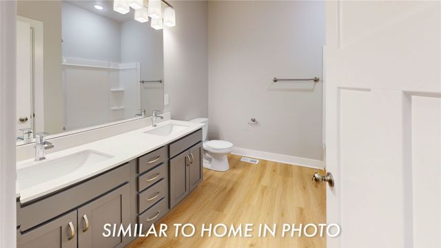 9436 NW 82nd Avenue, Johnston, IA 50131