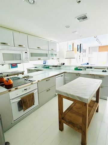 6580 Indian Creek Dr 207, Miami Beach, FL 33141