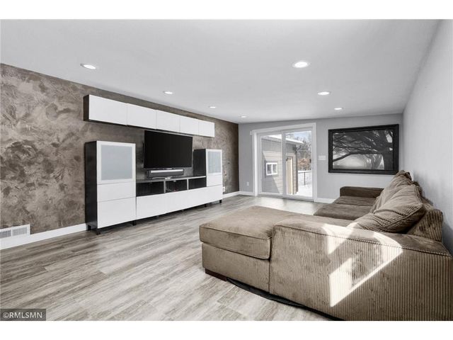 11537 118th Avenue, Chippewa Falls, WI 54729