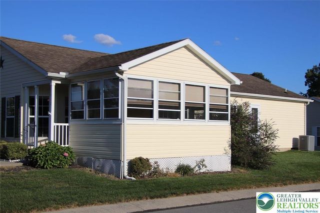 712 winterthur, Forks Twp, PA 18040
