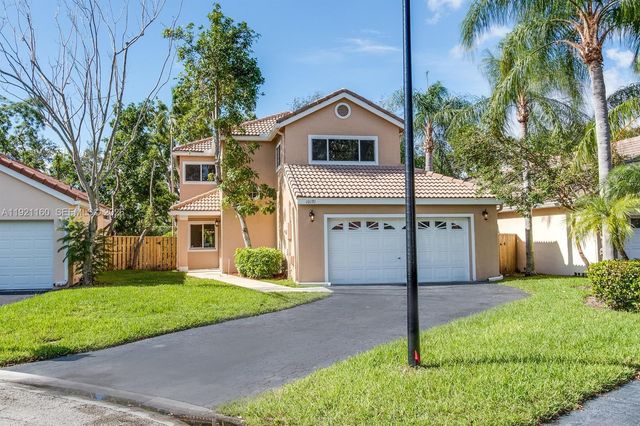 10191 NW 5th Street, Plantation, FL 33324