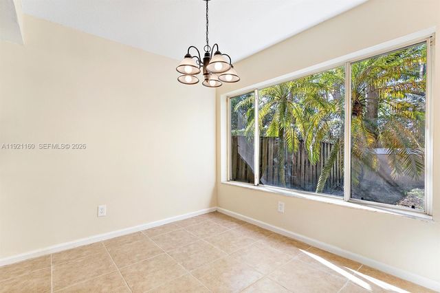 10191 NW 5th Street, Plantation, FL 33324