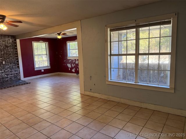 9611 Celia Berryhill Road, Okmulgee, OK 74447