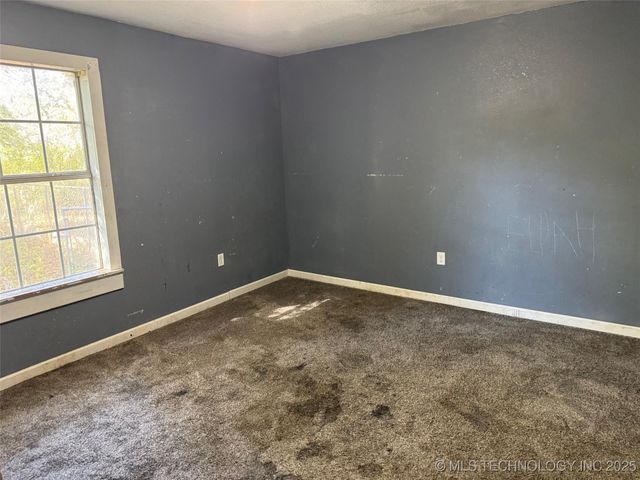 9611 Celia Berryhill Road, Okmulgee, OK 74447