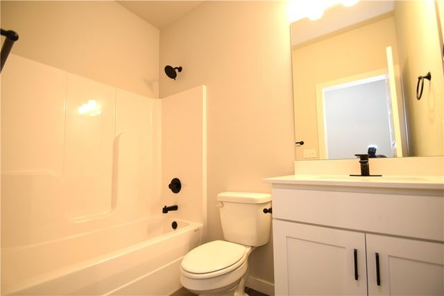3806 SW Pinecrest Drive, Bentonville, AR 72713