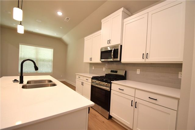 3806 SW Pinecrest Drive, Bentonville, AR 72713