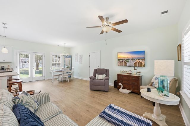 1700 Wren St., Georgetown, SC 29440